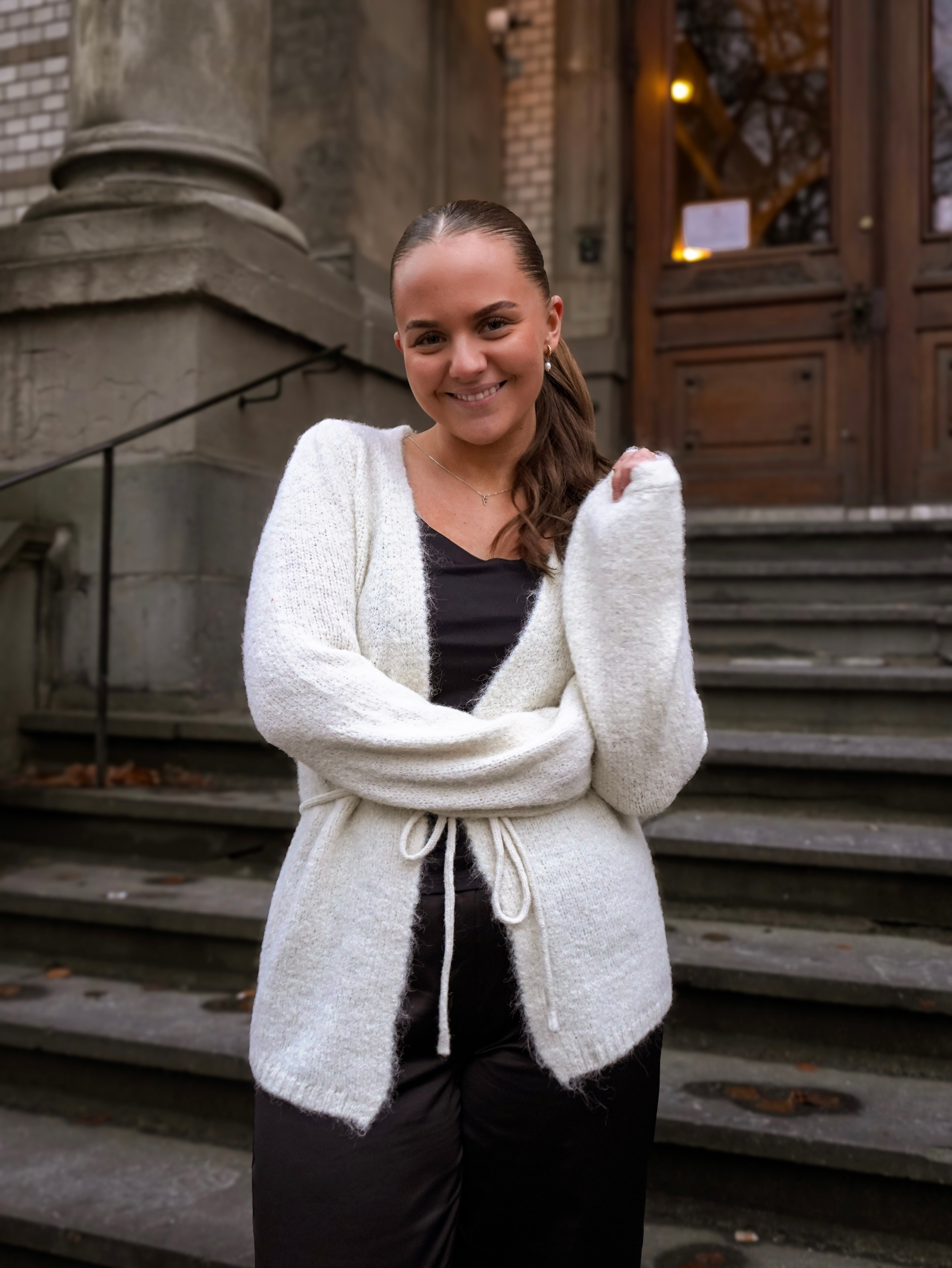 VIBOWS Knit Cardigan